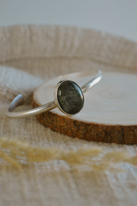 Labradorite Wrist Cuff